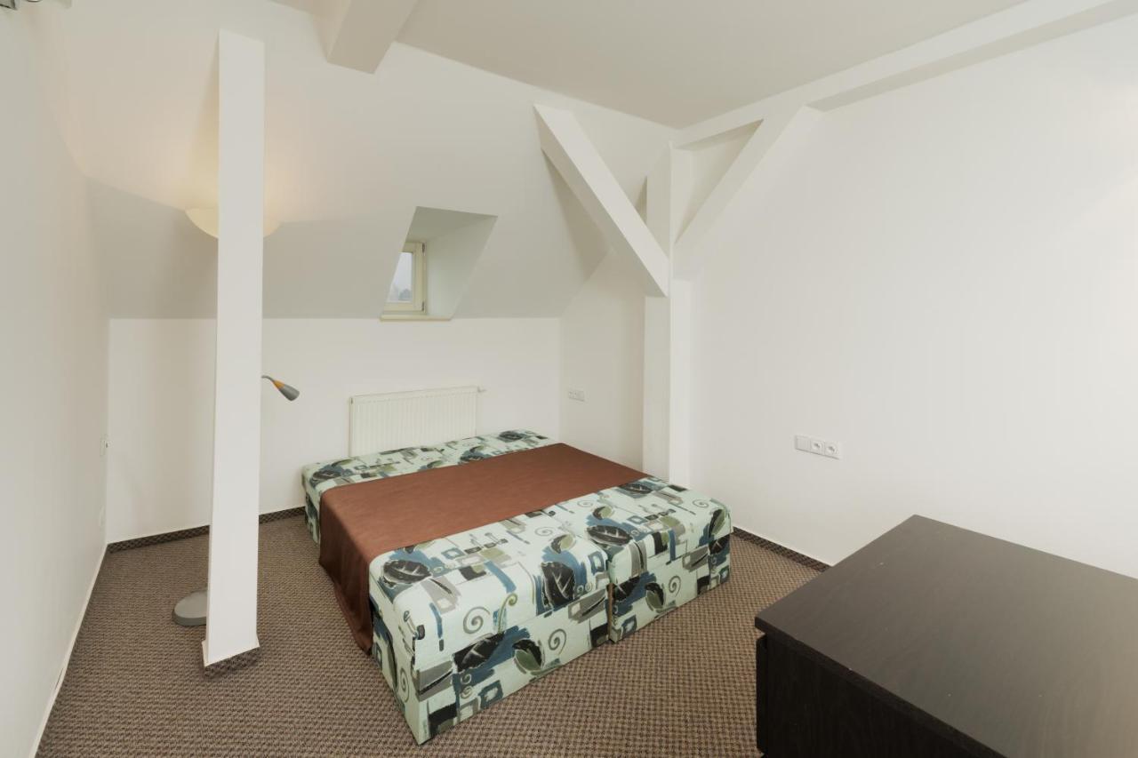 Hotel Na Stare Poste Jilemnice Exteriör bild